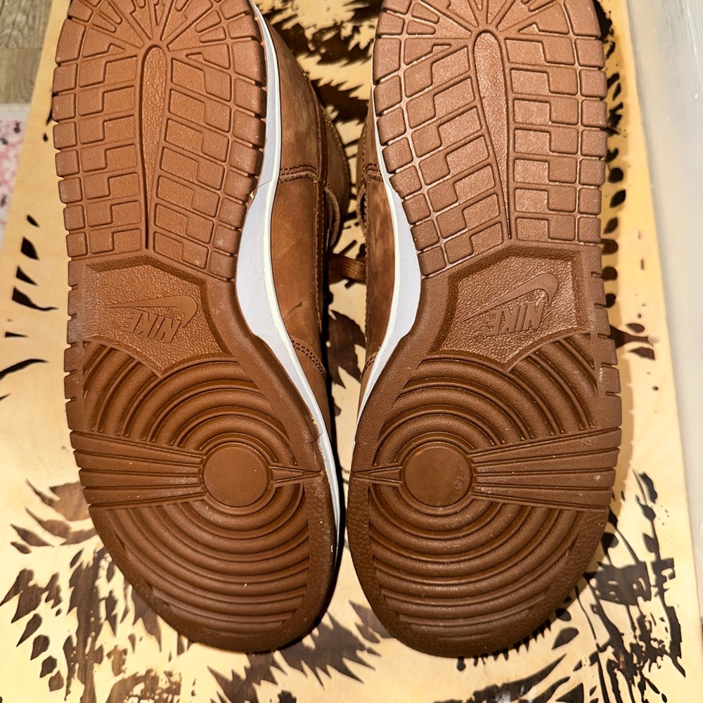 Nike Dunks High Top - Picture 3 of 6